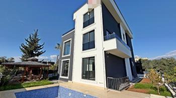 Elmas’tan 75.Yıl’da Her Köşesi Özel Tasarlanmış Ultra Lüks Villa!