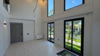 Elmas’tan 75.Yıl’da Her Köşesi Özel Tasarlanmış Ultra Lüks Villa!