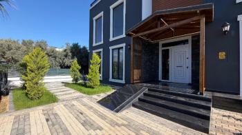 Elmas’tan 75.Yıl’da Her Köşesi Özel Tasarlanmış Ultra Lüks Villa!