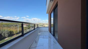 Elmas’tan 75.Yıl’da Her Köşesi Özel Tasarlanmış Ultra Lüks Villa!