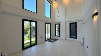 Elmas’tan 75.Yıl’da Her Köşesi Özel Tasarlanmış Ultra Lüks Villa!