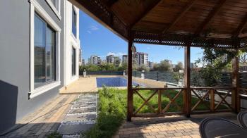 Elmas’tan 75.Yıl’da Her Köşesi Özel Tasarlanmış Ultra Lüks Villa!