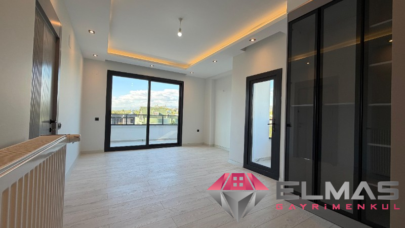 Elmas’tan 75.Yıl’da Her Köşesi Özel Tasarlanmış Ultra Lüks Villa!