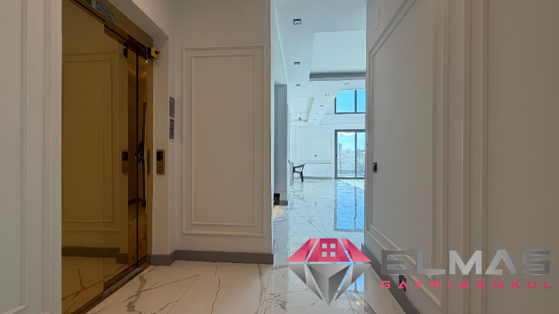 Elmas’tan 75.Yıl’da Her Köşesi Özel Tasarlanmış Ultra Lüks Villa!