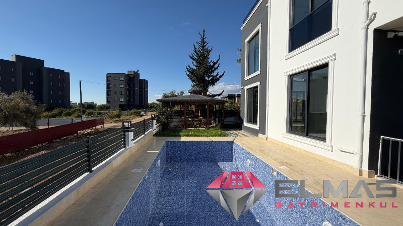 Elmas’tan 75.Yıl’da Her Köşesi Özel Tasarlanmış Ultra Lüks Villa!