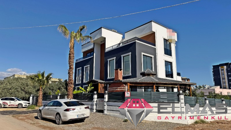 Elmas’tan 75.Yıl’da Her Köşesi Özel Tasarlanmış Ultra Lüks Villa!