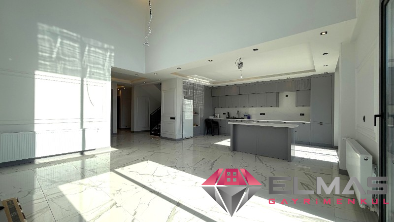 Elmas’tan 75.Yıl’da Her Köşesi Özel Tasarlanmış Ultra Lüks Villa!