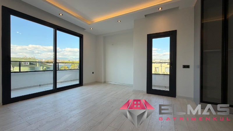 Elmas’tan 75.Yıl’da Her Köşesi Özel Tasarlanmış Ultra Lüks Villa!