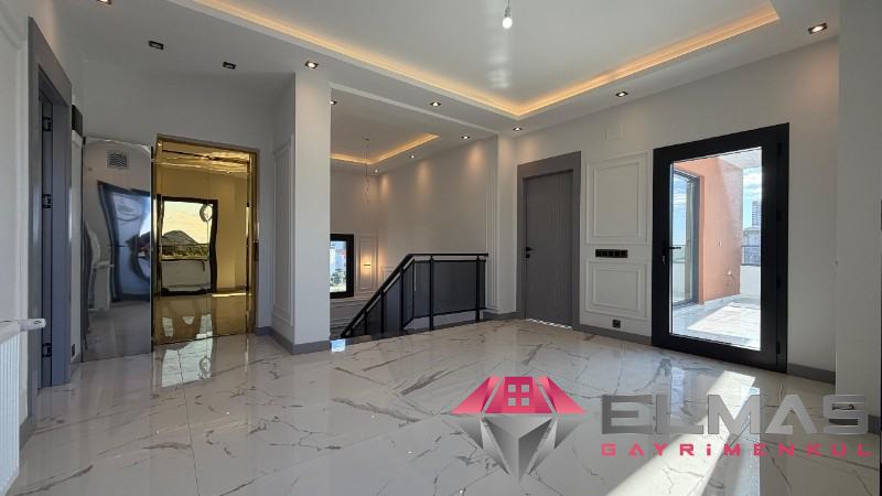 Elmas’tan 75.Yıl’da Her Köşesi Özel Tasarlanmış Ultra Lüks Villa!