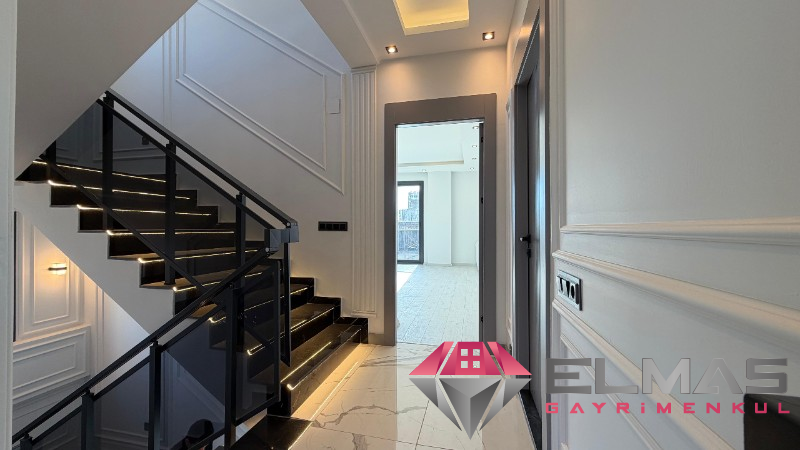 Elmas’tan 75.Yıl’da Her Köşesi Özel Tasarlanmış Ultra Lüks Villa!