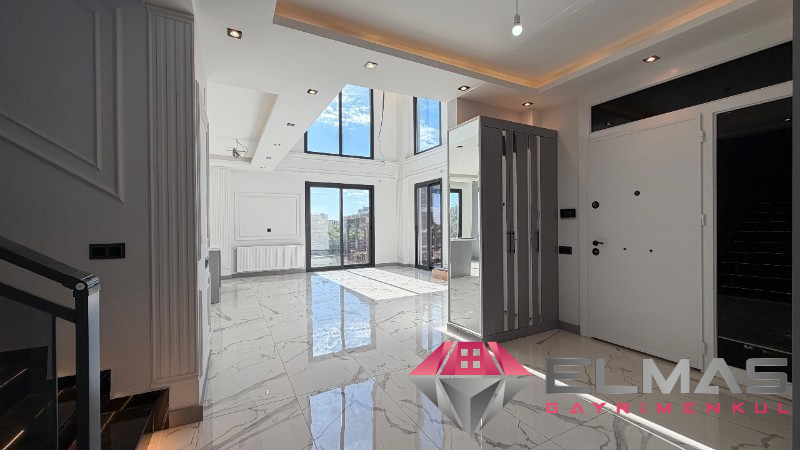 Elmas’tan 75.Yıl’da Her Köşesi Özel Tasarlanmış Ultra Lüks Villa!