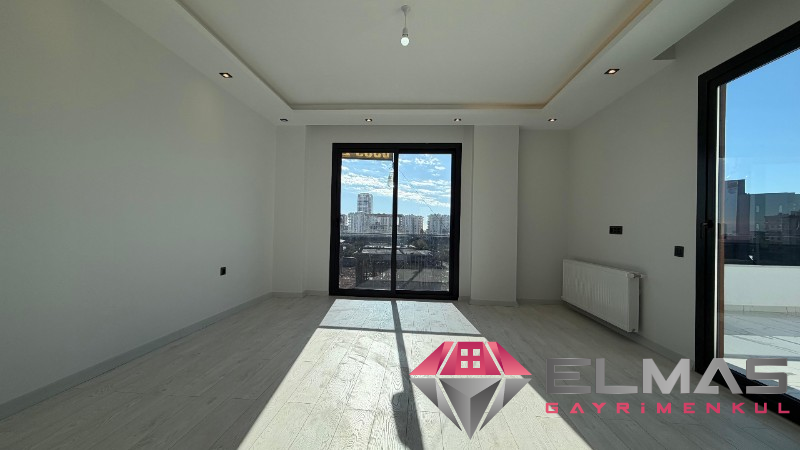 Elmas’tan 75.Yıl’da Her Köşesi Özel Tasarlanmış Ultra Lüks Villa!