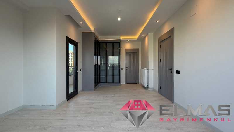 Elmas’tan 75.Yıl’da Her Köşesi Özel Tasarlanmış Ultra Lüks Villa!