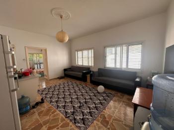 GİRNE MERKEZDE SATILIK TÜRK MALI KOMPLE BİNA