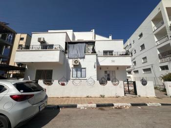 GİRNE MERKEZDE SATILIK TÜRK MALI KOMPLE BİNA