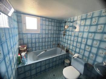 K.KAYMAKLIDA SATILIK KOMPLE BİNA