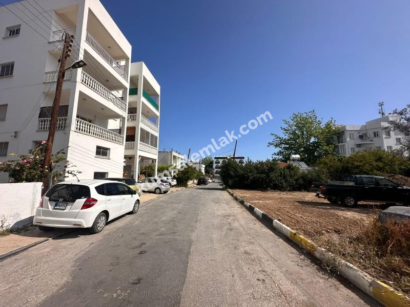 GİRNE MERKEZDE SATILIK TÜRK MALI KOMPLE BİNA