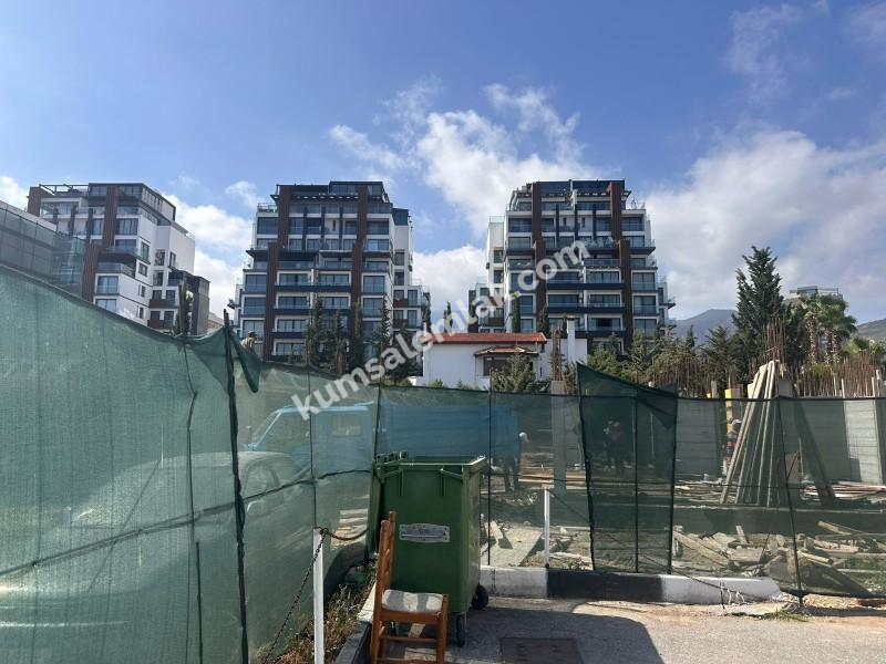 GİRNE MERKEZDE SATILIK TÜRK MALI KOMPLE BİNA