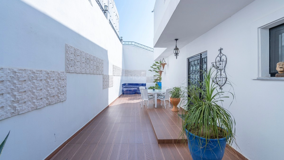 Privat Basseng og Panoramautsikt