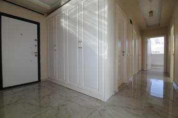 ASLAN'DAN MEZİTLİ NİN KALBİNDE DOĞALGAZLI KİRALIK 3+1 DAİRE