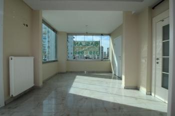 ASLAN'DAN MEZİTLİ NİN KALBİNDE DOĞALGAZLI KİRALIK 3+1 DAİRE