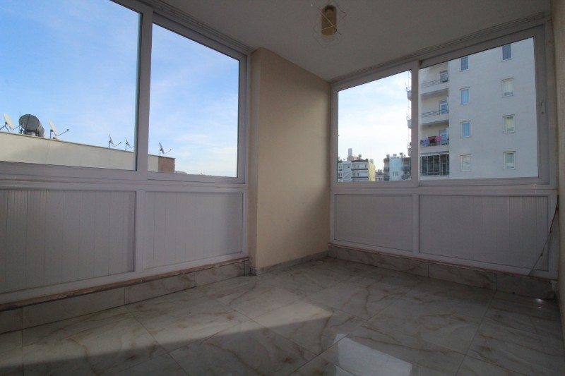 ASLAN'DAN MEZİTLİ NİN KALBİNDE DOĞALGAZLI KİRALIK 3+1 DAİRE