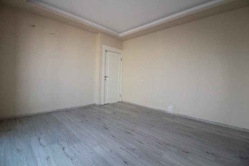 ASLAN'DAN MEZİTLİ NİN KALBİNDE DOĞALGAZLI KİRALIK 3+1 DAİRE