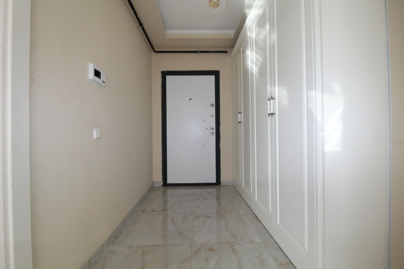 ASLAN'DAN MEZİTLİ NİN KALBİNDE DOĞALGAZLI KİRALIK 3+1 DAİRE