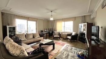 Elmas’tan Eğriçam’da Cepheleri Açık Deniz Manzaralı Ferah 3+1