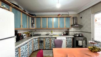 Elmas’tan Eğriçam’da Cepheleri Açık Deniz Manzaralı Ferah 3+1