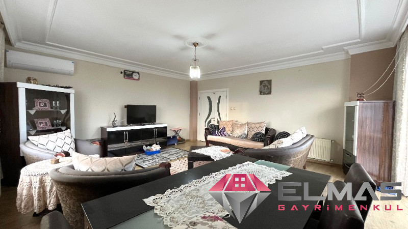 Elmas’tan Eğriçam’da Cepheleri Açık Deniz Manzaralı Ferah 3+1