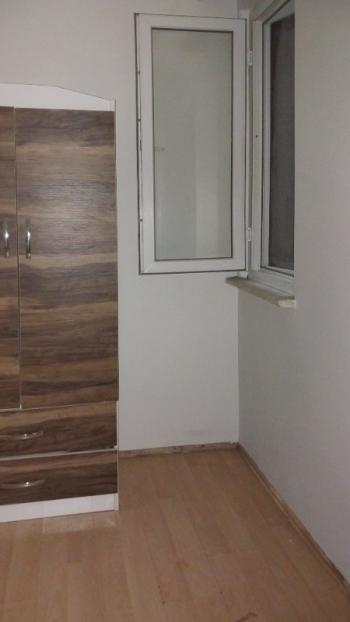 Batı Caddesinde Osmanbey Metro'ya 15 dakika Yakın Kiralık 2+1 Daire