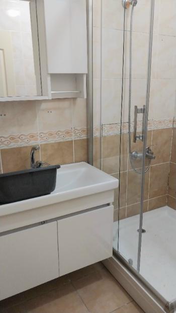 Batı Caddesinde Osmanbey Metro'ya 15 dakika Yakın Kiralık 2+1 Daire