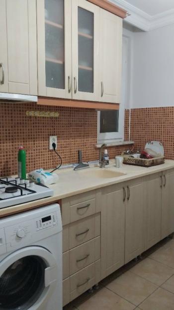 Batı Caddesinde Osmanbey Metro'ya 15 dakika Yakın Kiralık 2+1 Daire