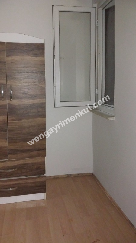 Batı Caddesinde Osmanbey Metro'ya 15 dakika Yakın Kiralık 2+1 Daire
