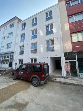GÜVENAY - ÇORUM YAVRUTURNA ASKERLİK ŞUBESİ ARKASI SATILIK 1+1 DAİRE