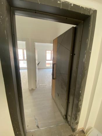 GÜVENAY - ÇORUM YAVRUTURNA ASKERLİK ŞUBESİ ARKASI SATILIK 1+1 DAİRE