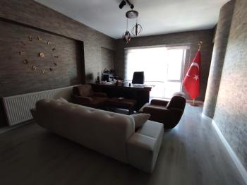 GÜVENAY - ÇORUM SANCAKTAR İŞ MERKEZİ SATILIK GENİS 2+1 OFİS