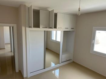 GAZİ MAĞUSA YENİBOĞAZİÇİNDE SATILIK DAİRE 