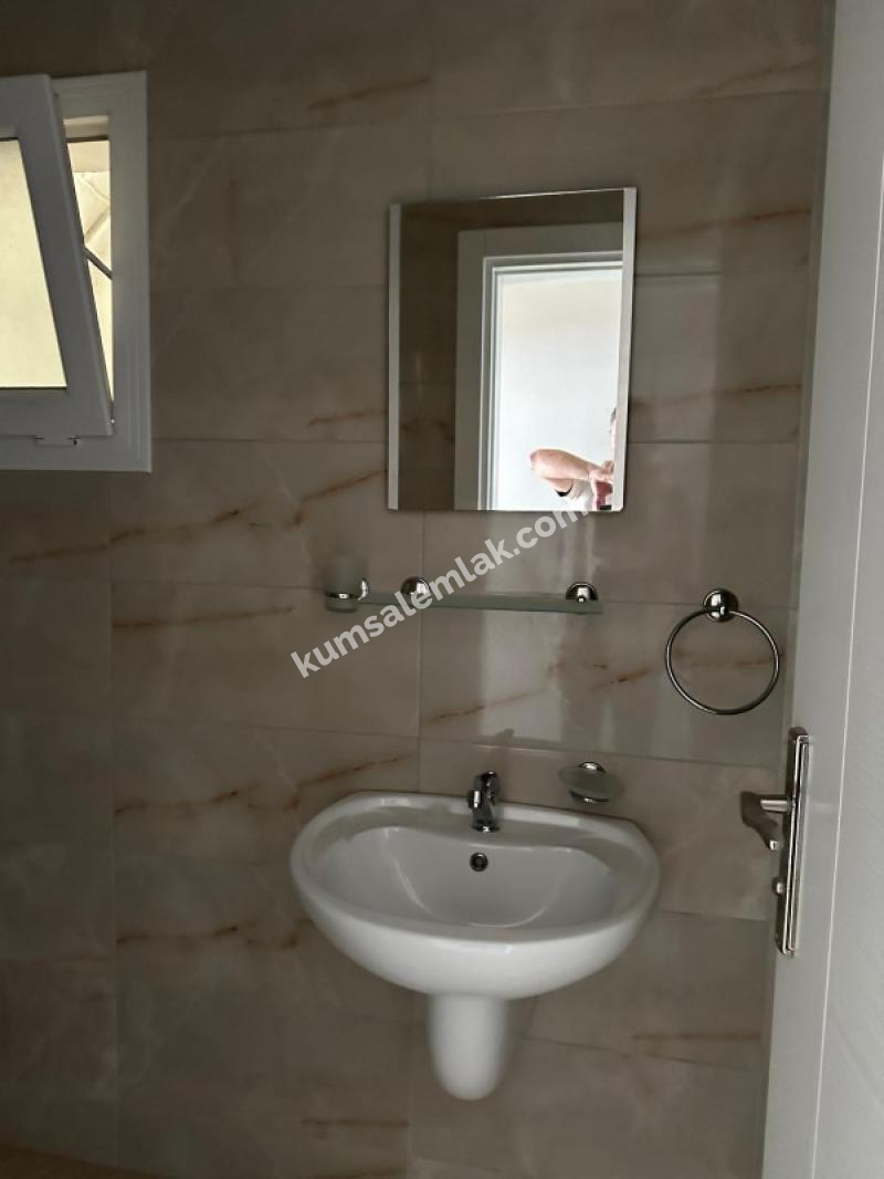 GAZİ MAĞUSA YENİBOĞAZİÇİNDE SATILIK DAİRE 