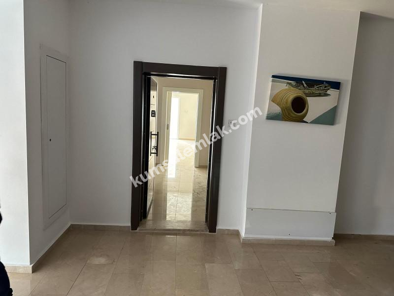 GAZİ MAĞUSA YENİBOĞAZİÇİNDE SATILIK DAİRE 