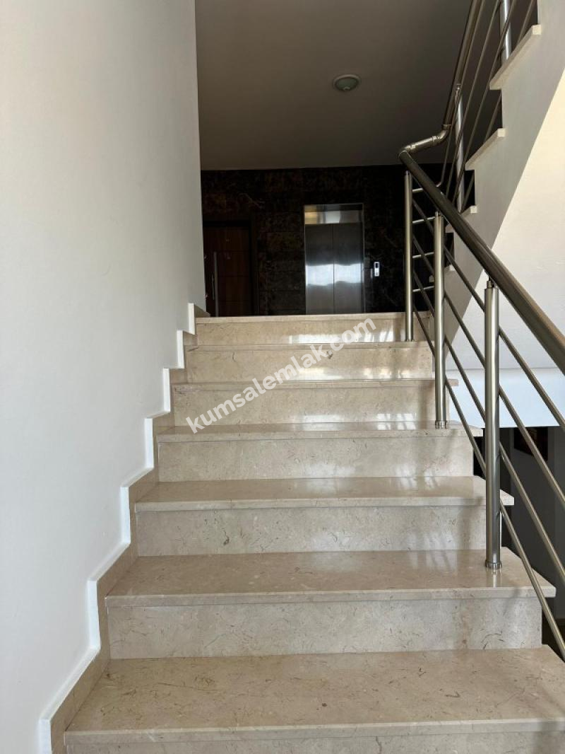 GAZİ MAĞUSA YENİBOĞAZİÇİNDE SATILIK DAİRE 