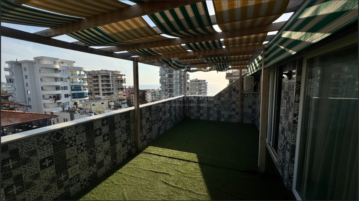 4+1 Penthouse med havutsikt til salgs