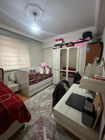 AFYON ÜÇOK EMLAKTAN MECİDİYE MAH MAH SATILIK 3+1 TEMİZ BAKIMLI DAİRE