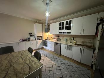 AFYON ÜÇOK EMLAKTAN MECİDİYE MAH MAH SATILIK 3+1 TEMİZ BAKIMLI DAİRE