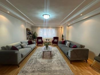 AFYON ÜÇOK EMLAKTAN MECİDİYE MAH MAH SATILIK 3+1 TEMİZ BAKIMLI DAİRE