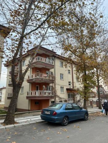 AFYON ÜÇOK EMLAKTAN ALİ İHSAN PAŞA MAH KİRALIK 3+1 DAİRE