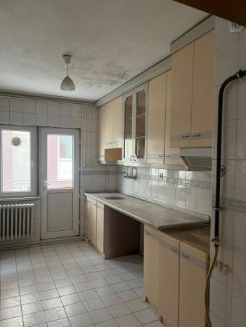 AFYON ÜÇOK EMLAKTAN ALİ İHSAN PAŞA MAH KİRALIK 3+1 DAİRE