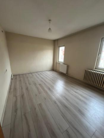 AFYON ÜÇOK EMLAKTAN ALİ İHSAN PAŞA MAH KİRALIK 3+1 DAİRE