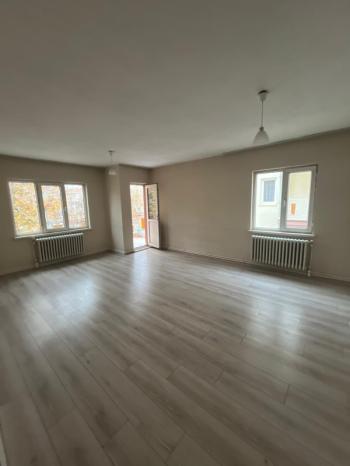 AFYON ÜÇOK EMLAKTAN ALİ İHSAN PAŞA MAH KİRALIK 3+1 DAİRE